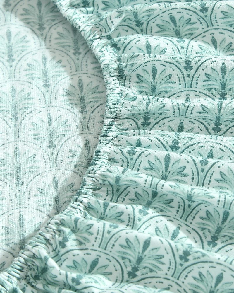 Coastal Batik Green 4-Piece King Sheet Set - Tommy Bahama Beach & Home