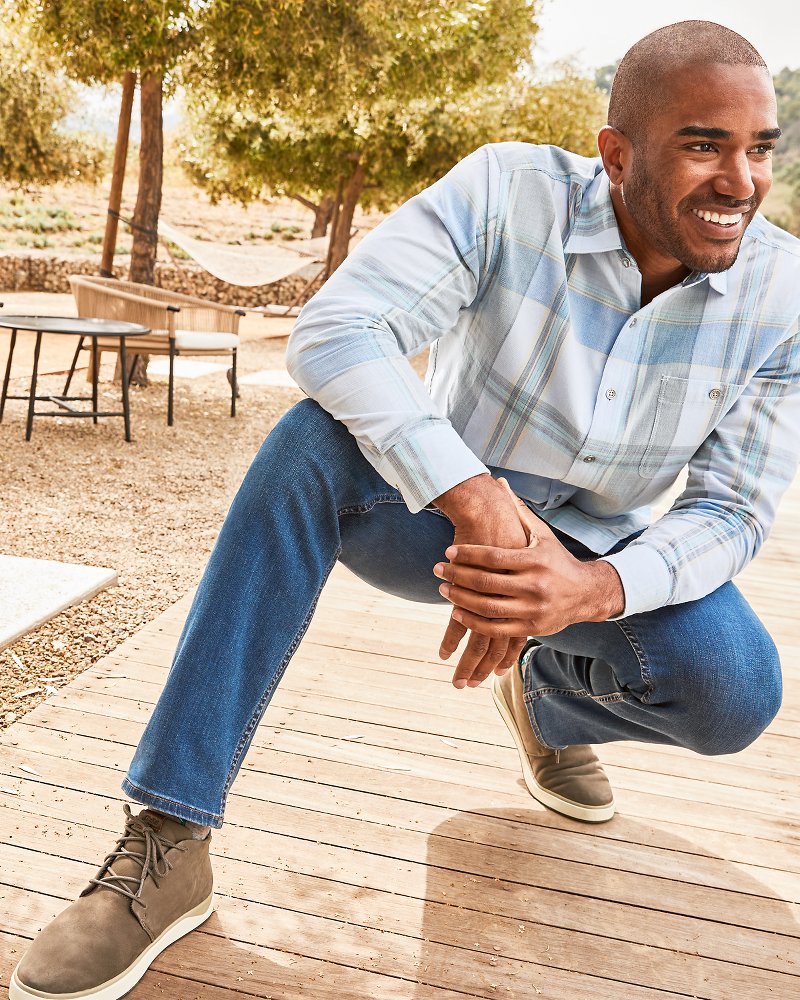 OluKai® Papaku 'Ili Chukka Boots - Tommy Bahama Men