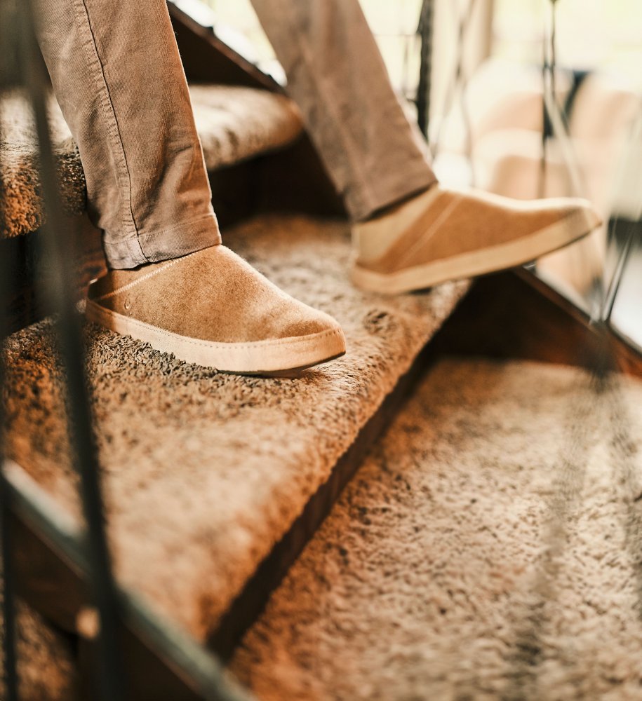 OluKai® Hāmani Hulu Felt Mules - Tommy Bahama Men
