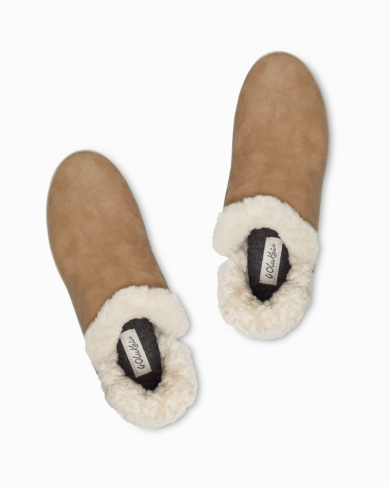 OluKai® Mālua Hulu Boots - Tommy Bahama Women