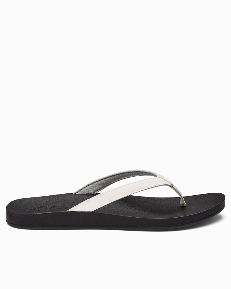 OluKai® Puawe Sandals - Tommy Bahama Women