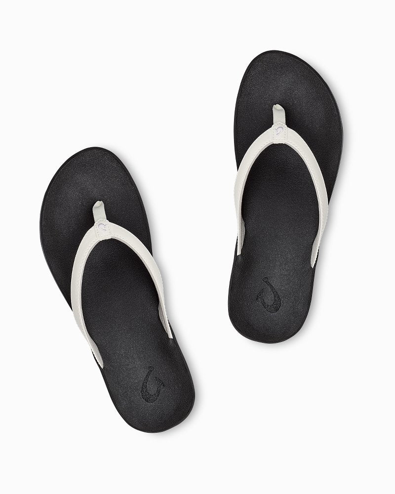 OluKai® Puawe Sandals - Tommy Bahama Women