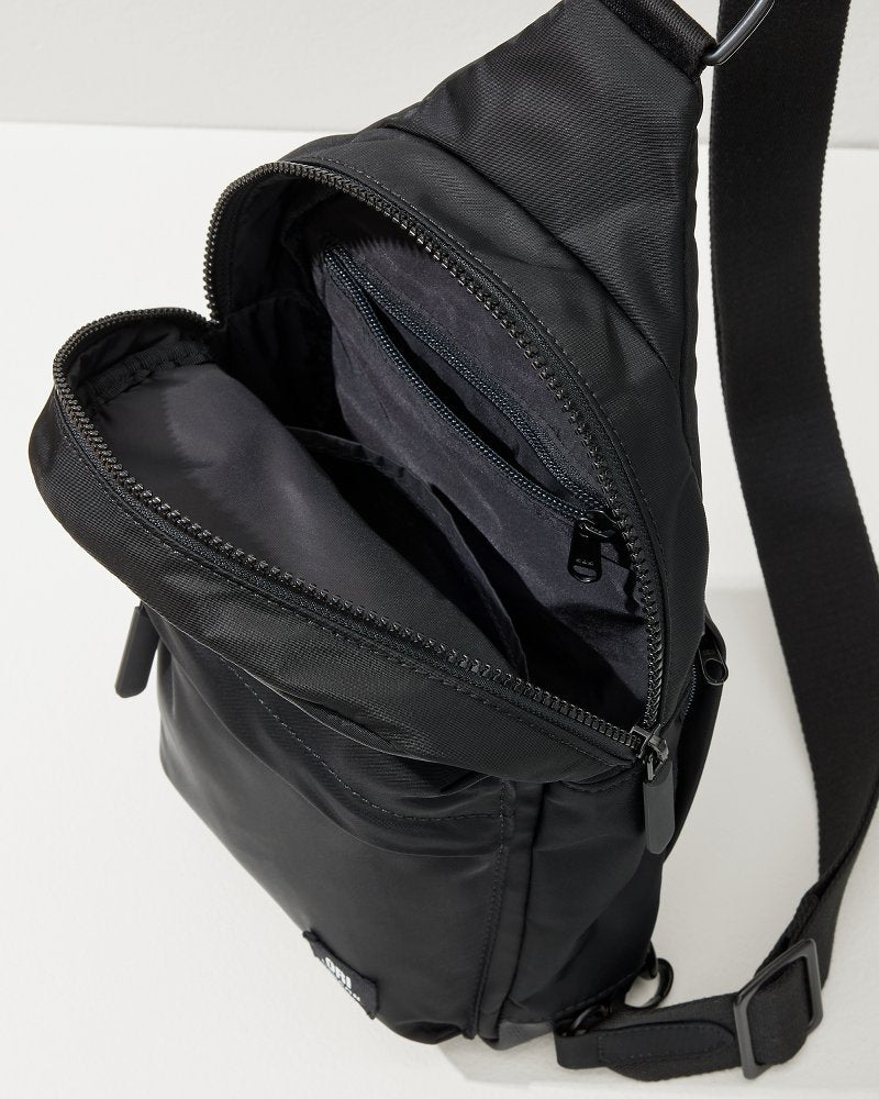 Willesden Black Sling Bag - Tommy Bahama Men|Women|Beach & Home