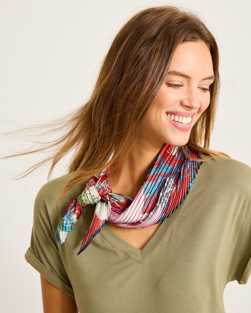 Amaryllis Pleated Diamond Scarf - Tommy Bahama Women