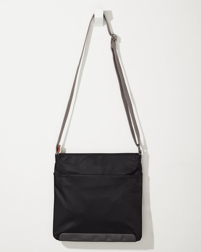 Kennington Black Crossbody - Tommy Bahama Men