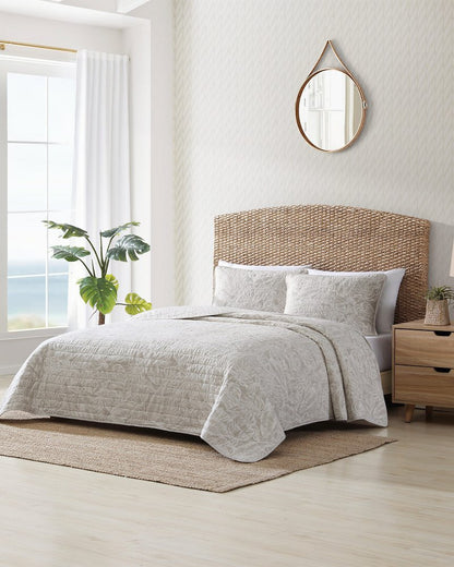 Ocean Deep Reversible 3-Piece Full/Queen Quilt Set - Tommy Bahama Beach & Home