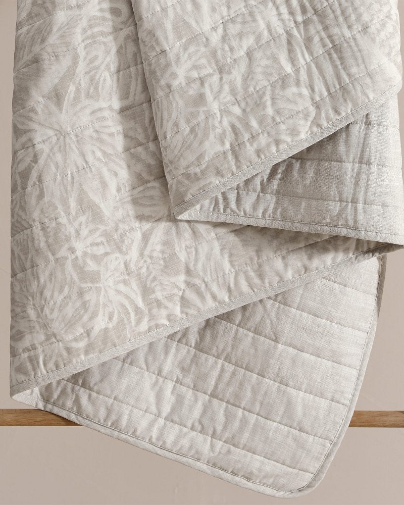 Ocean Deep Reversible 3-Piece Full/Queen Quilt Set - Tommy Bahama Beach & Home