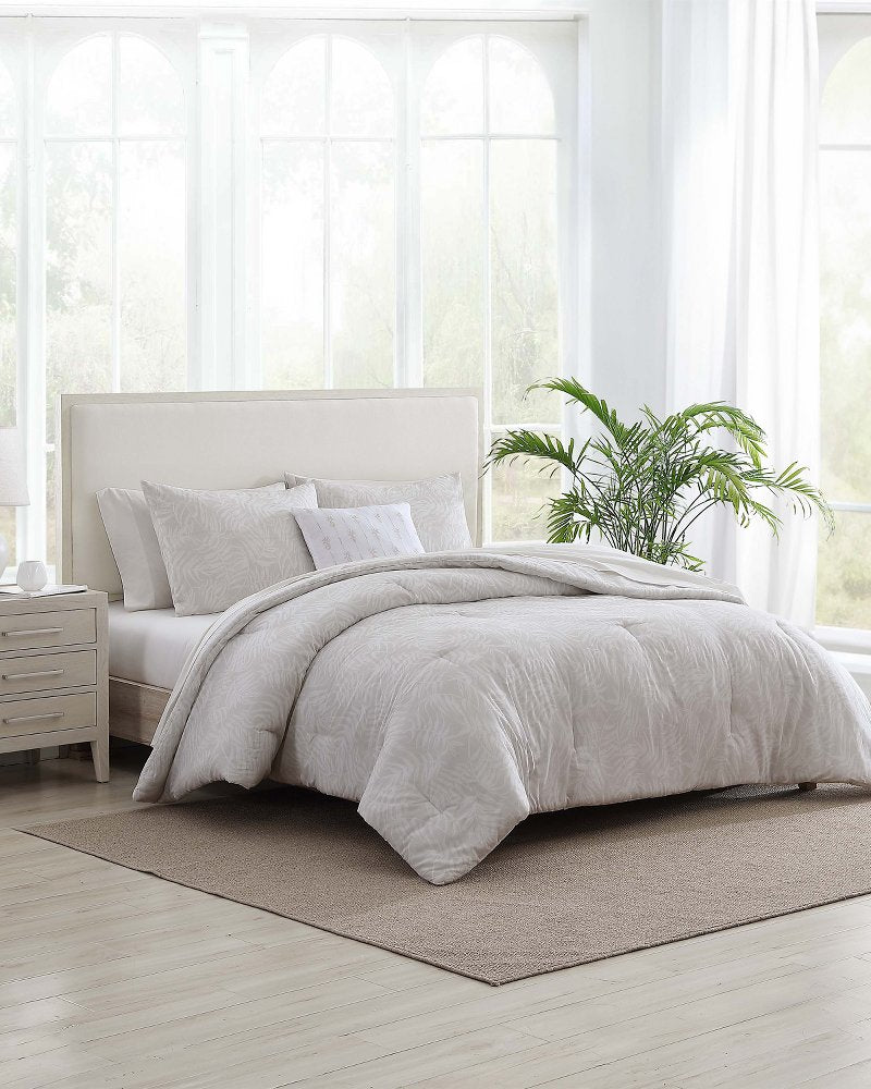 Art Of Palms 8-Piece Queen Bed Set - Tommy Bahama Beach & Home