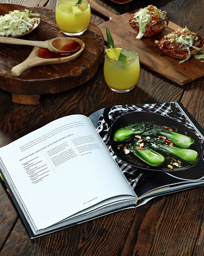 Flavors of Aloha Cookbook - Tommy Bahama Beach & Home