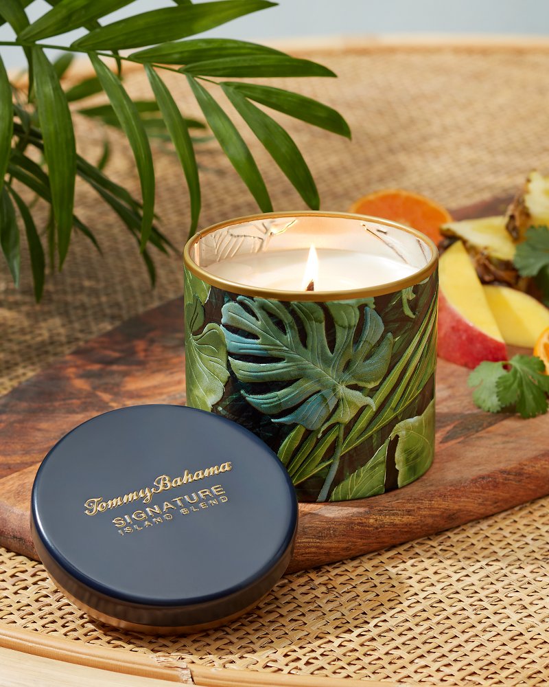 Island Blend 10.6-oz Villa Fronds Candle Tin - Tommy Bahama Beach & Home